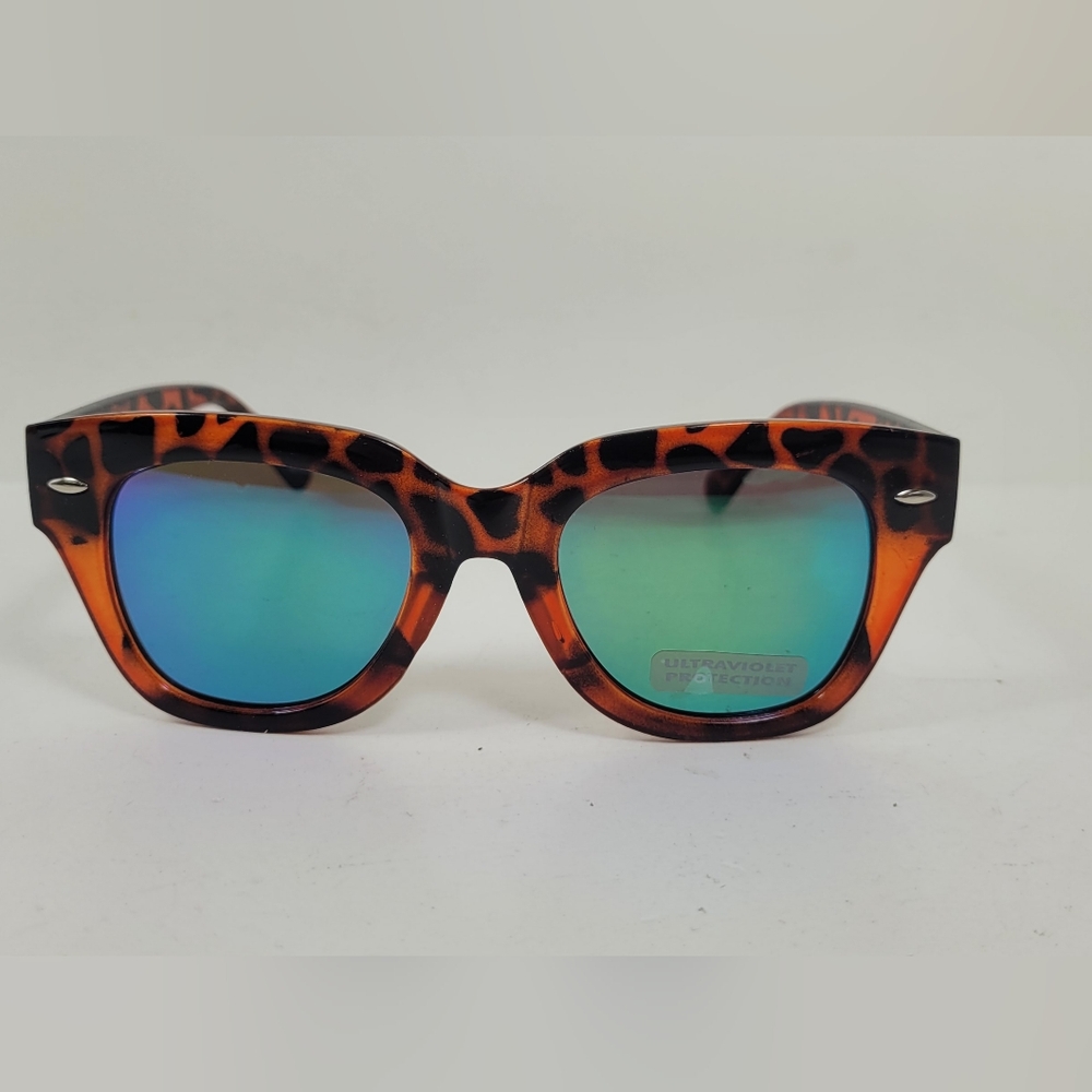 Tortoise Shell Sunglasses with Blue Lenses with UV protection